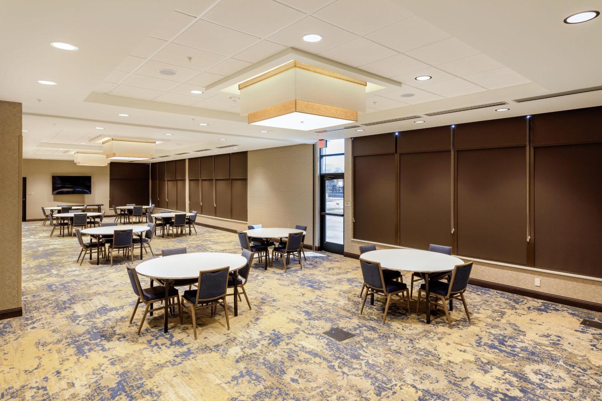 Springhill Suites By Marriott Topeka Southwest Екстериор снимка